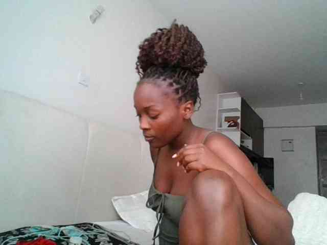 SexiEbonyx webcam
