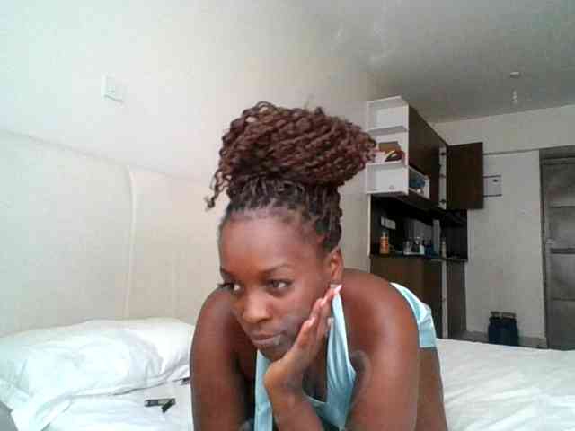 SexiEbonyx webcam