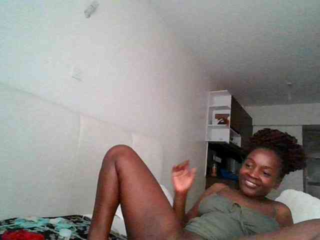 SexiEbonyx webcam