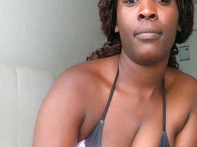 SexiEbonyx webcam