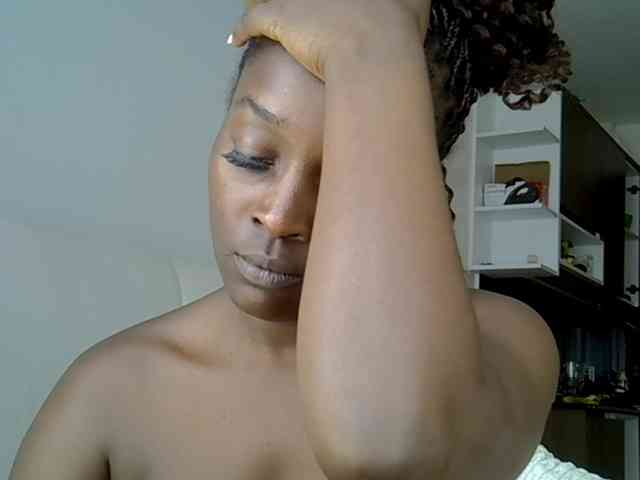 SexiEbonyx webcam