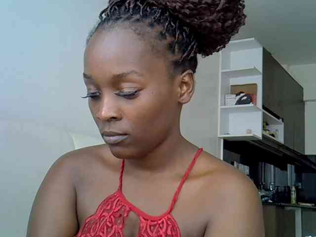 SexiEbonyx webcam