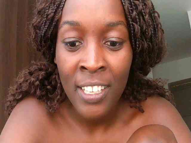 SexiEbonyx webcam