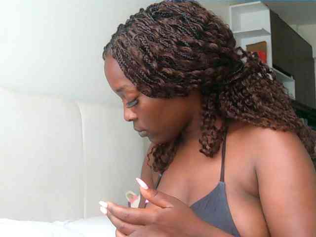 SexiEbonyx webcam