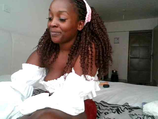 SexiEbonyx webcam