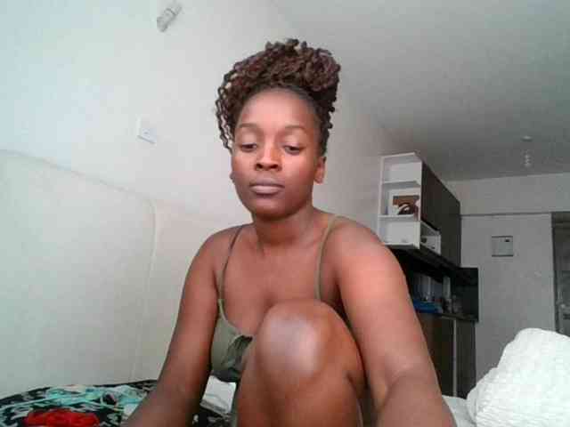 SexiEbonyx webcam