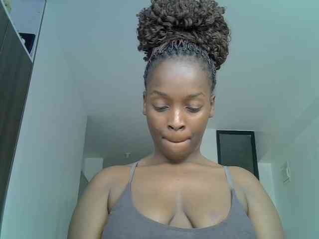 SexiEbonyx webcam
