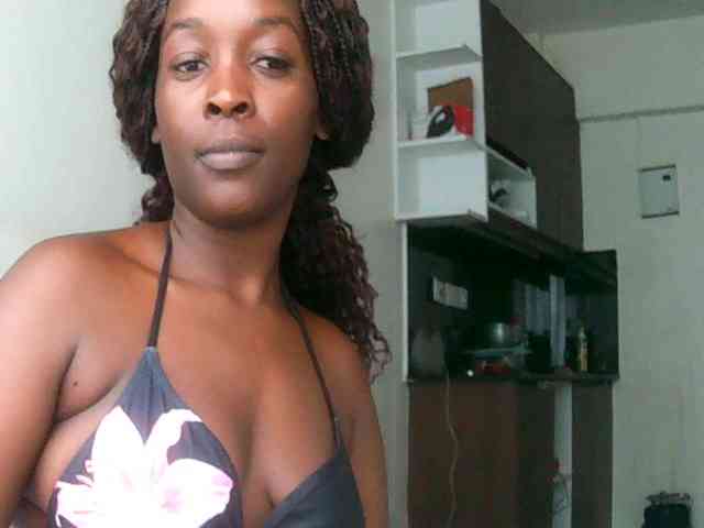 SexiEbonyx webcam