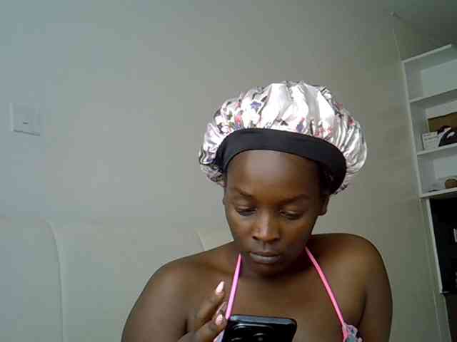 SexiEbonyx webcam
