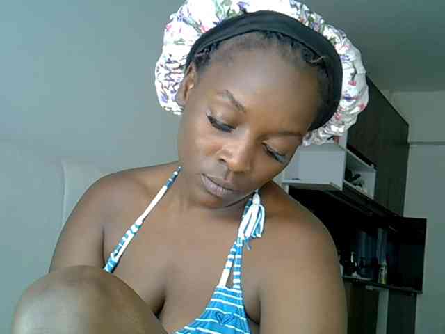 SexiEbonyx webcam