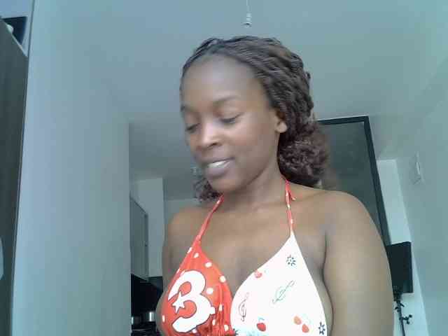 SexiEbonyx webcam