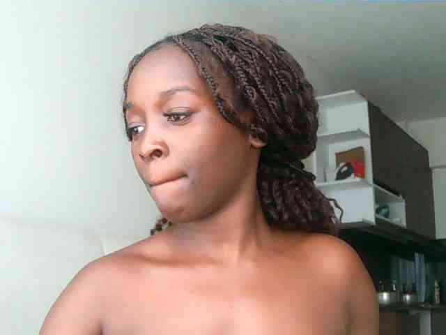 SexiEbonyx webcam