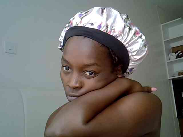 SexiEbonyx webcam