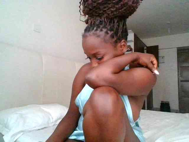 SexiEbonyx webcam