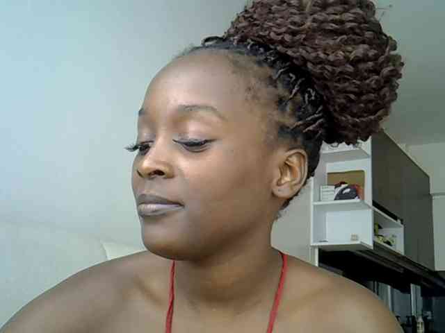 SexiEbonyx webcam