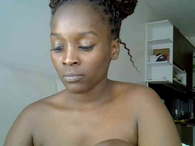 SexiEbonyx webcam