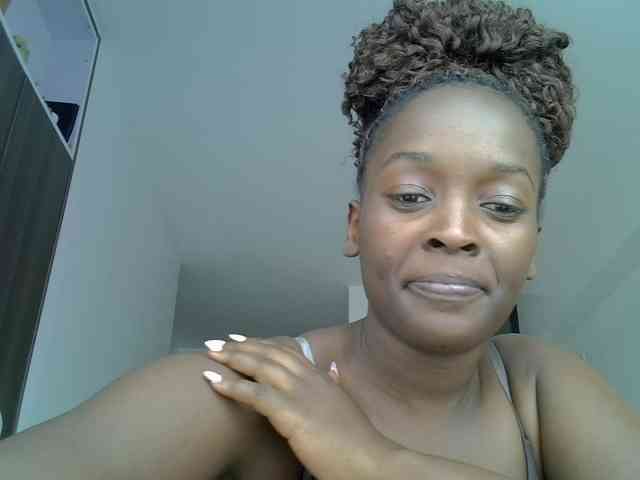 SexiEbonyx webcam