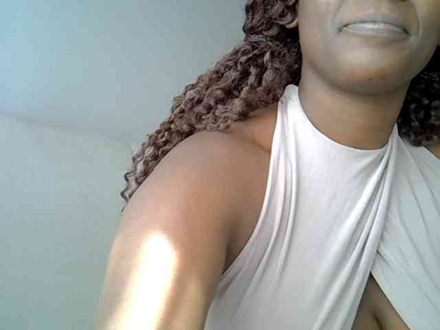 SexiEbonyx webcam