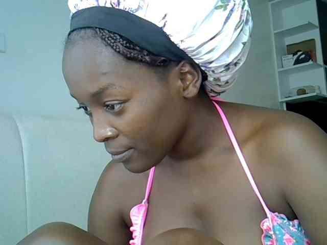 SexiEbonyx webcam