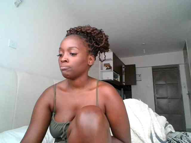 SexiEbonyx webcam