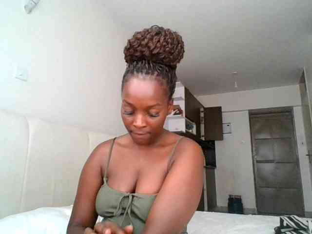 SexiEbonyx webcam