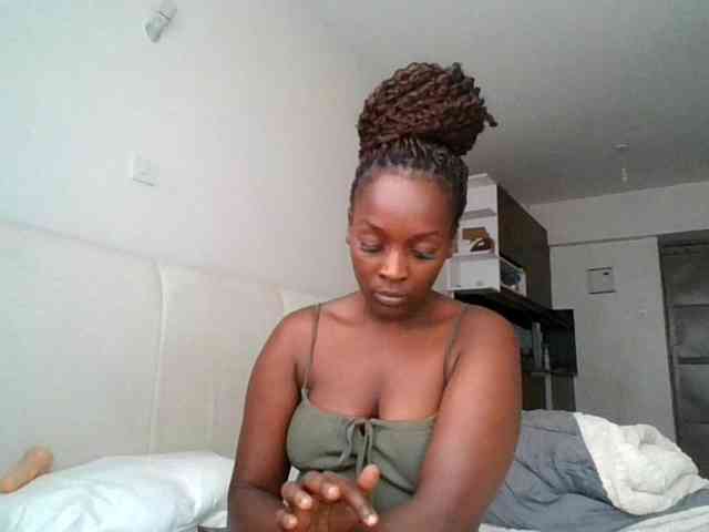 SexiEbonyx webcam