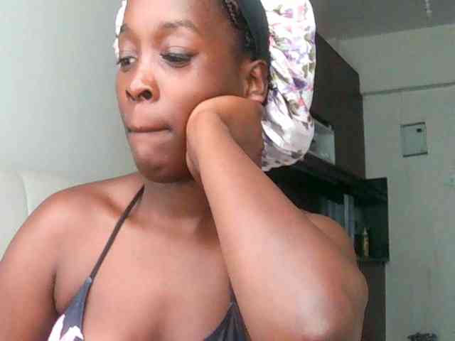 SexiEbonyx webcam