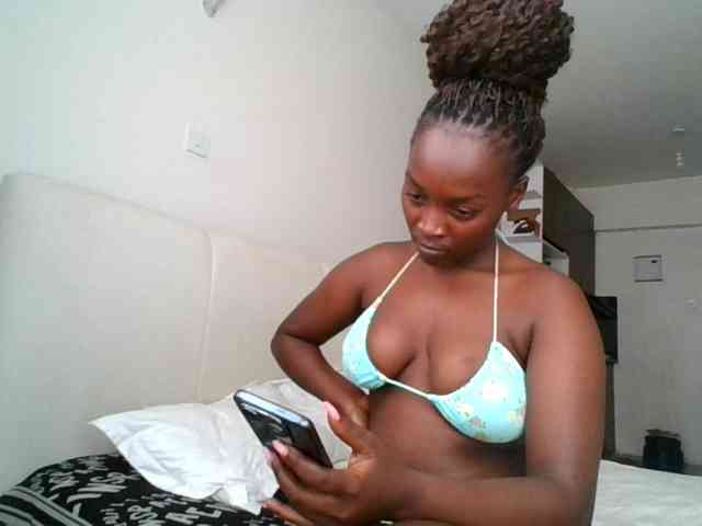SexiEbonyx webcam