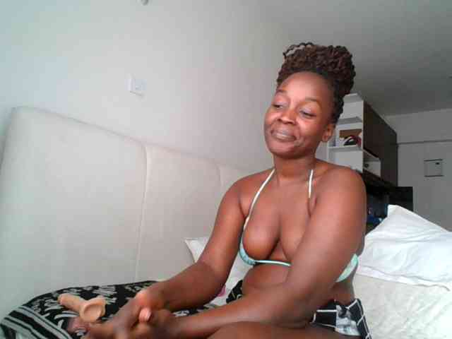 SexiEbonyx webcam