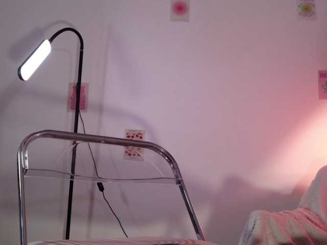 lofigirl live cam on BongaCams