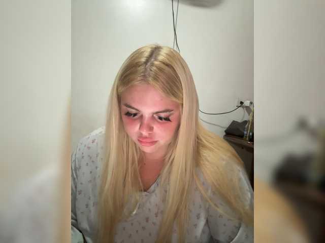 VXXETU, en directo ahora en BongaCams