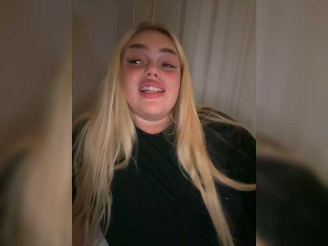 VXXETU live cam on BongaCams