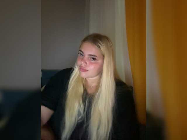 VXXETU live cam preview