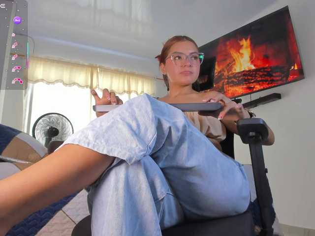 Zaylisseoficial1 live cam on BongaCams
