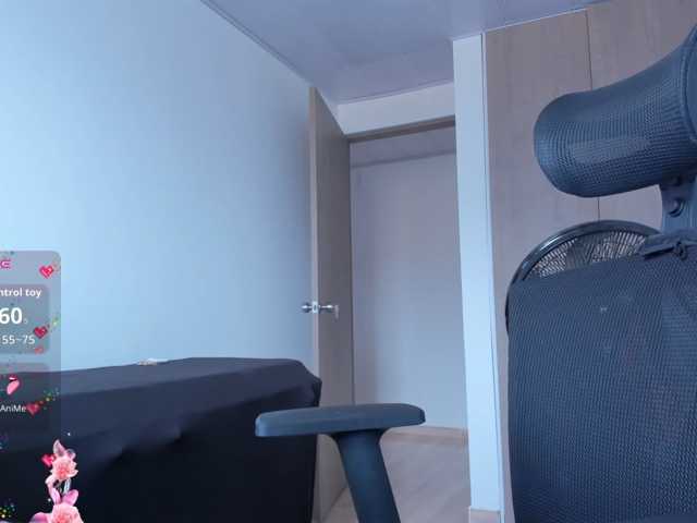 Zaylisseoficial1 live cam on BongaCams