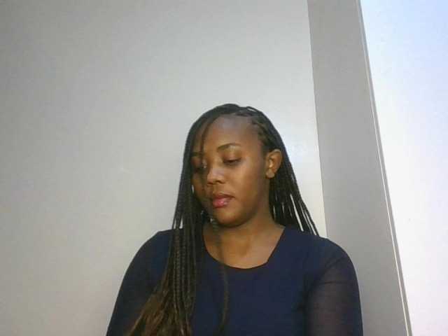 Prettychuque live cam on BongaCams