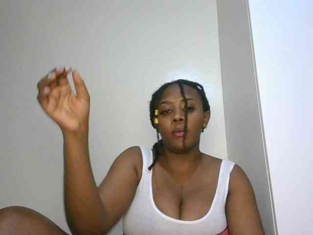Prettychuque webcam