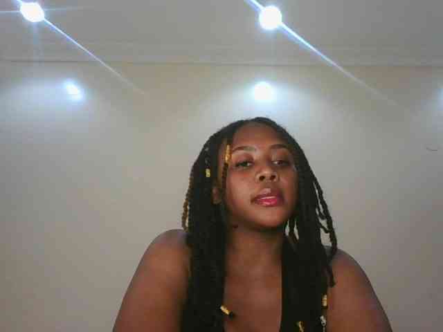 prettychuque's live room