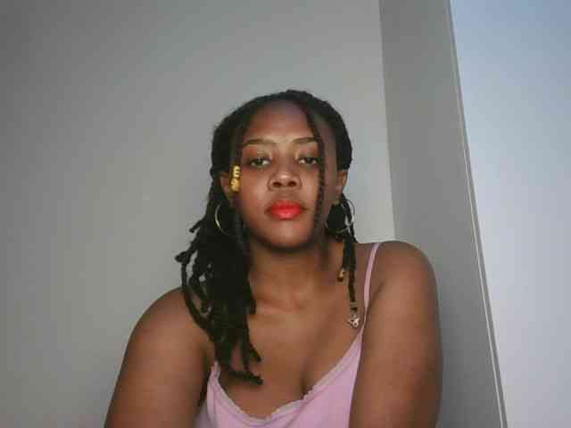 Prettychuque webcam