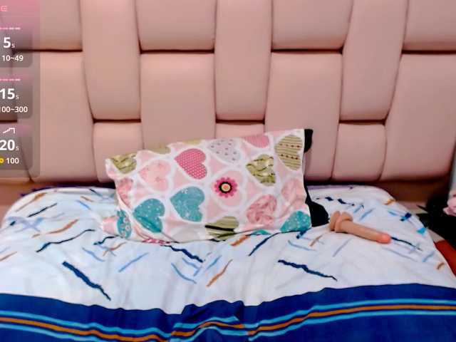 gisela18 live cam on BongaCams