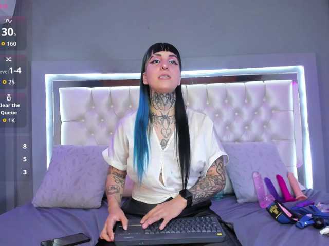 Izzy-Moon