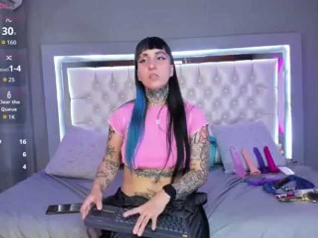Izzy-Moon