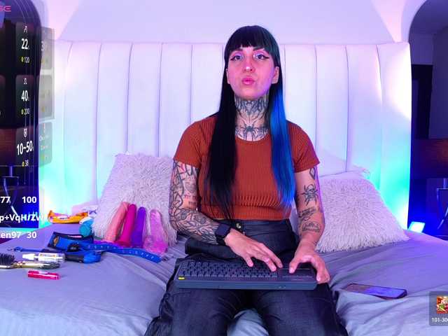 Izzy-Moon