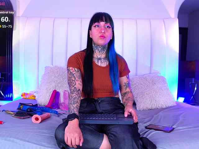 Izzy-Moon