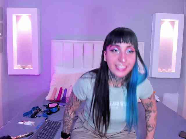 Izzy-Moon