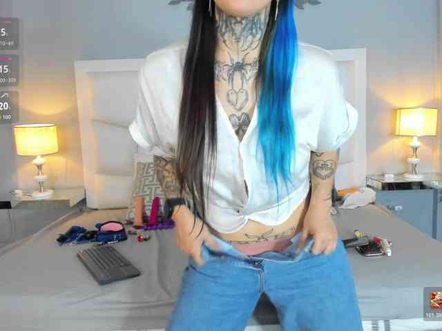 Izzy-Moon
