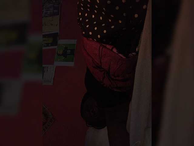 Aliciakaninia live cam on BongaCams