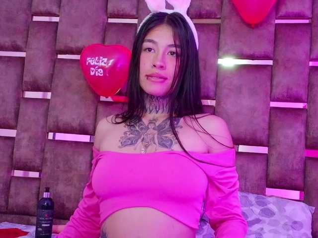 Afrodita2003 live cam on BongaCams