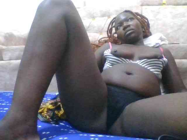 Prettyblacky webcam