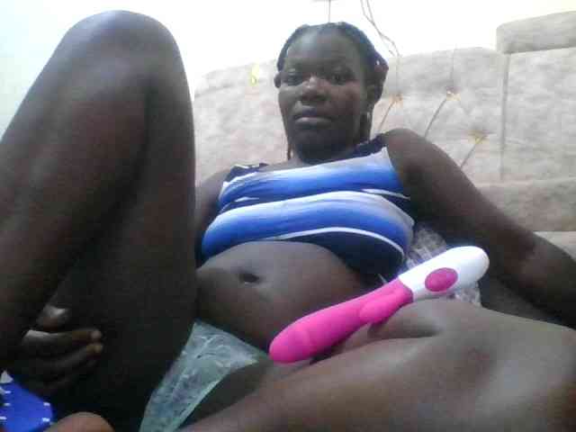 Prettyblacky webcam